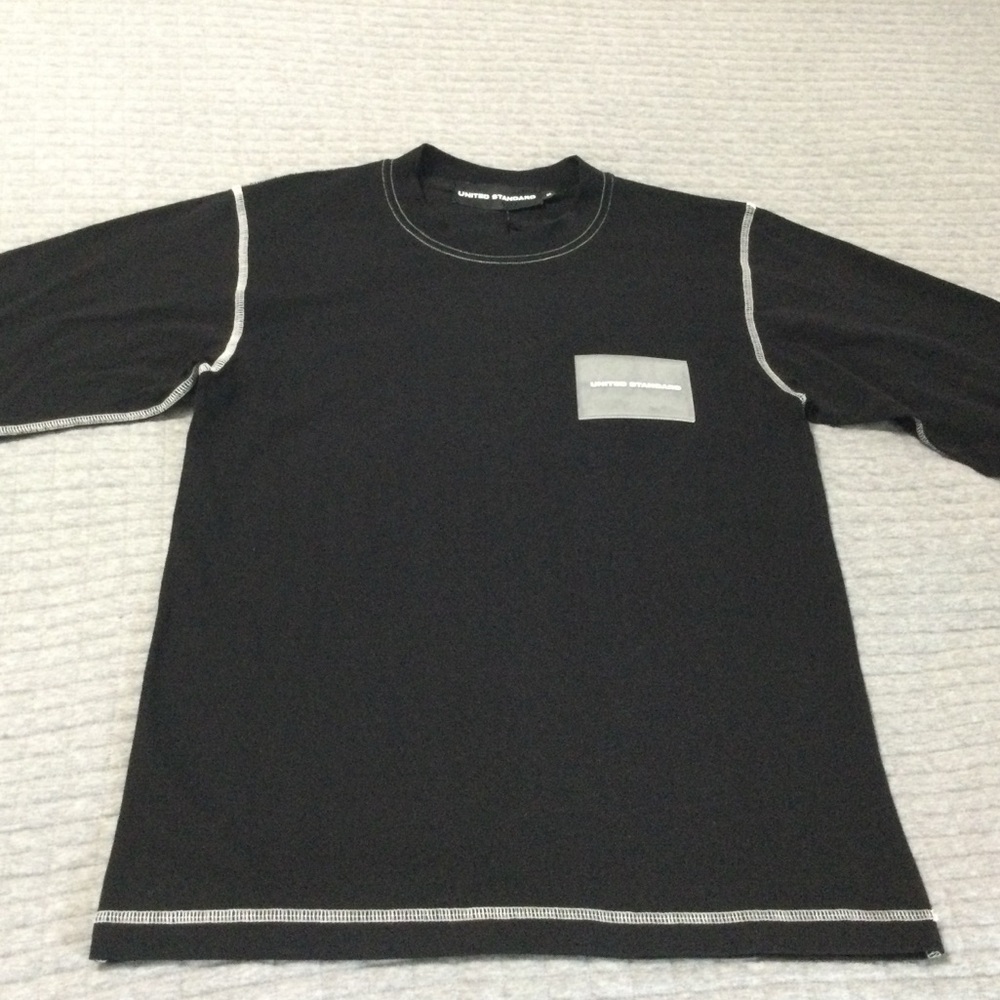 United Standard Men’s Card Holder Long Sleeve Tee with Logo Print on Back Size S - Picture 3 of 10